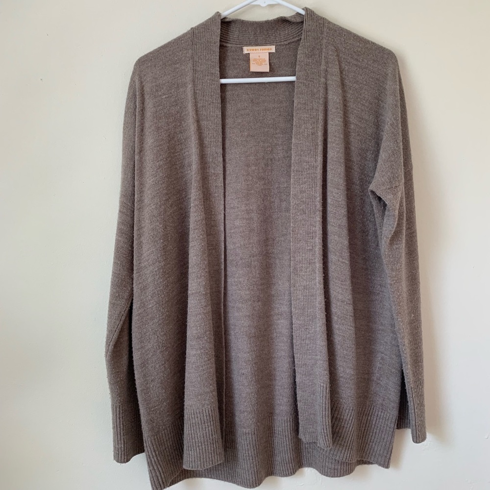 💕LAST CALL💕Sweet Romeo Long Sleeve Tan Cardigan